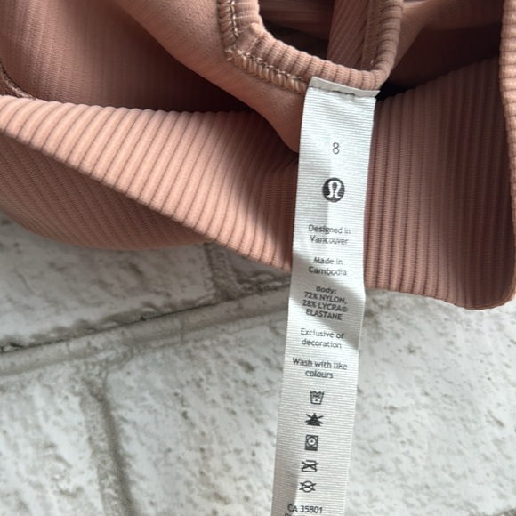 Lululemon Tank - Picture 5 of 6